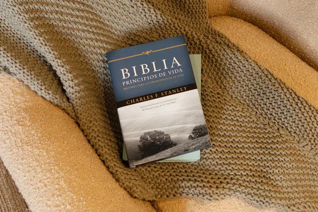 Biblia Principios de Vida